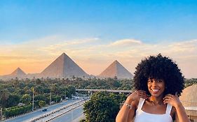 Pyramids Sunrise Inn
